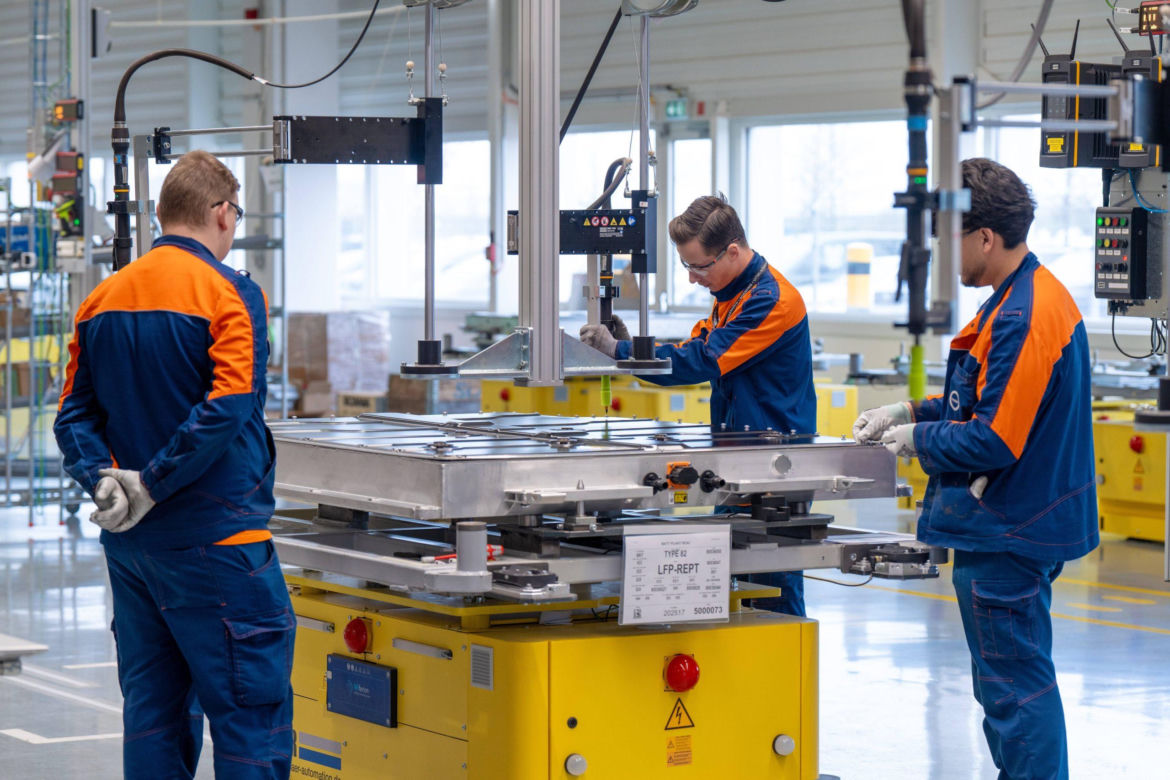 Produkcja Volvo EX30 w Gandawie