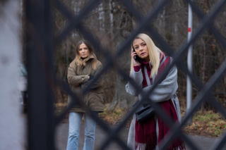 Pierwsza miłość, odcinek 4200: Emilka (Anna Ilczuk), Marta (Honorata Witańska)