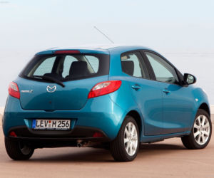 Mazda 2 Exclusive hatchback, model 2011