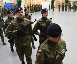 Musztra w szkole. Tak prezentowały się klasy mundurowe z Pomorza Zachodniego