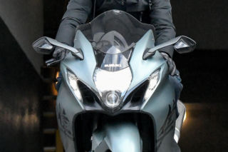 Hubert Urbański na motorze