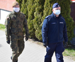 Patrol policji i WOT w Elblągu 1