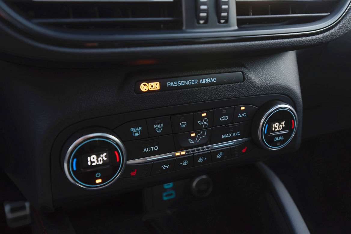 Ford Kuga 2.5 Plug-In Hybrid 225 KM eCVT FWD ST-Line