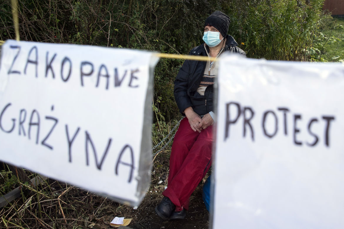 Góralka walczy o 20 cm ziemi, które, jak twierdzi chce jej zabrać sąsiad
