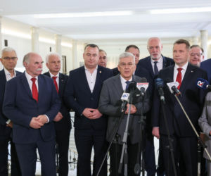 Czarnek i alternatywa dla rolników