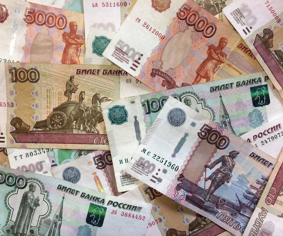 Wojna w Ukrainie doprowadzi Rosję DO TECHNICZNEGO BANKRUCTWA. Co to oznacza? 