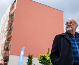Opole. Krzysztof Krawczyk upamiętniony muralem! Ruszył ogólnopolski konkurs [ZDJĘCIA]