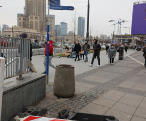 Warszawa ujarzmia hulajnogi. Nie rozpędzisz się na bulwarach i deptakach 