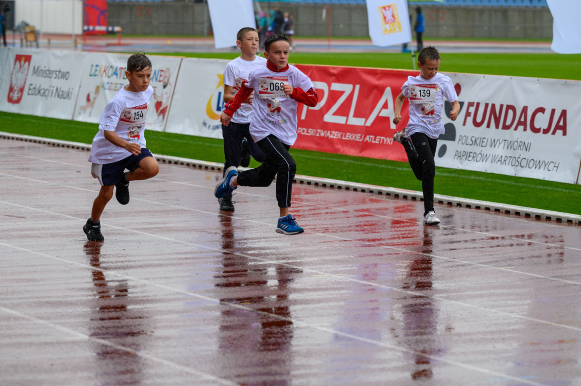 Ponad pół tysiąca dzieci na zawodach „Lekkoatletycznych Nadziei Olimpijskich” we Włocławku