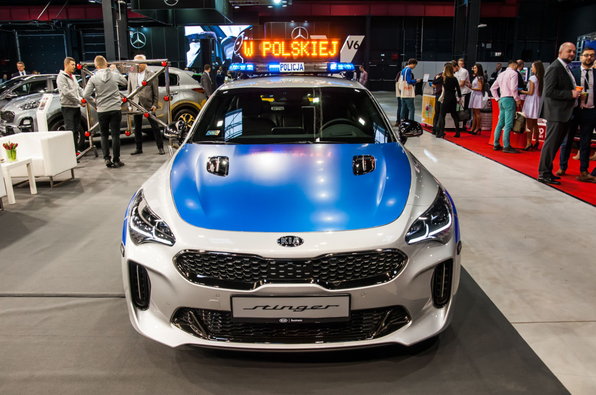 Kia Stinger GT, oznakowany radiowóz