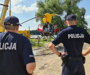 Śmigłowiec spadł do jeziora Tałty