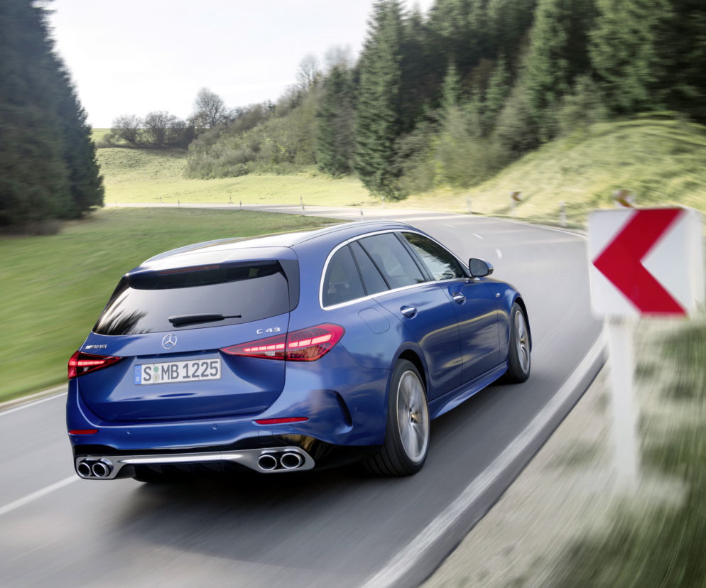 Mercedes-AMG C 43 4MATIC (2022)