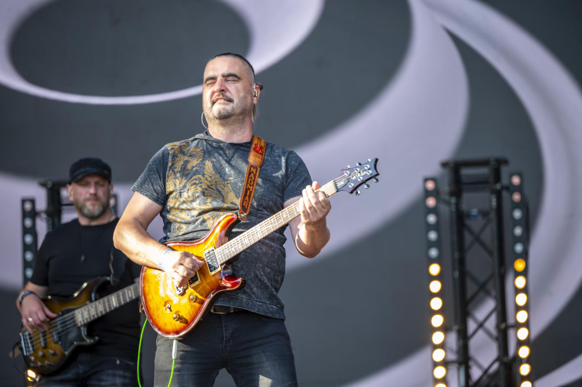 Zespół Nadmiar na scenie Sosnowiec Fun Festival