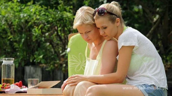M jak MIŁOŚĆ, odc. 940. Marta (Dominika Ostałowska) i Małgosia (Joanna Koroniewska)