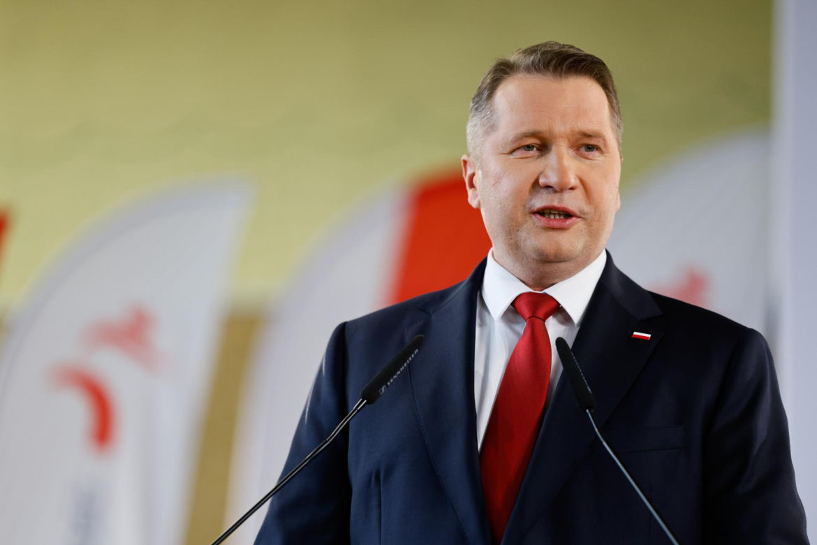 Przemysław Czarnek podczas otwartego spotkania z mieszkańcami Kalisza w hali OSRiR w Kaliszu