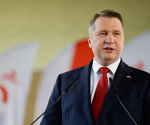 Przemysław Czarnek podczas otwartego spotkania z mieszkańcami Kalisza w hali OSRiR w Kaliszu