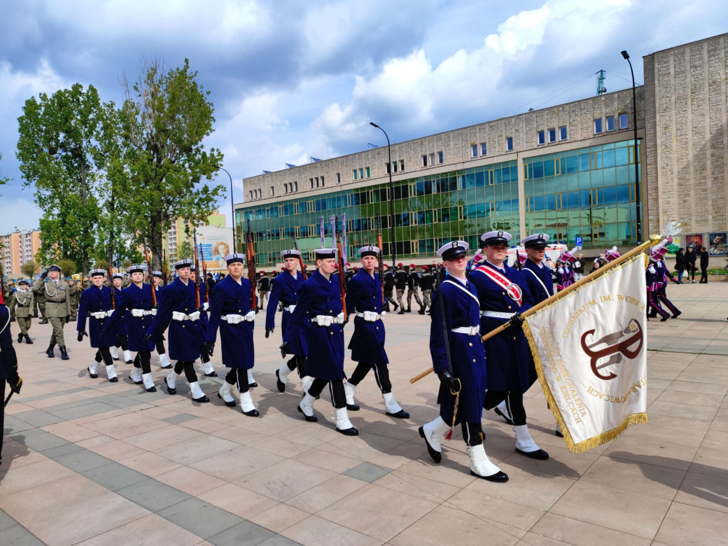 Ślubowanie uczniów klas pierwszych szkół ZDZ w Radomiu