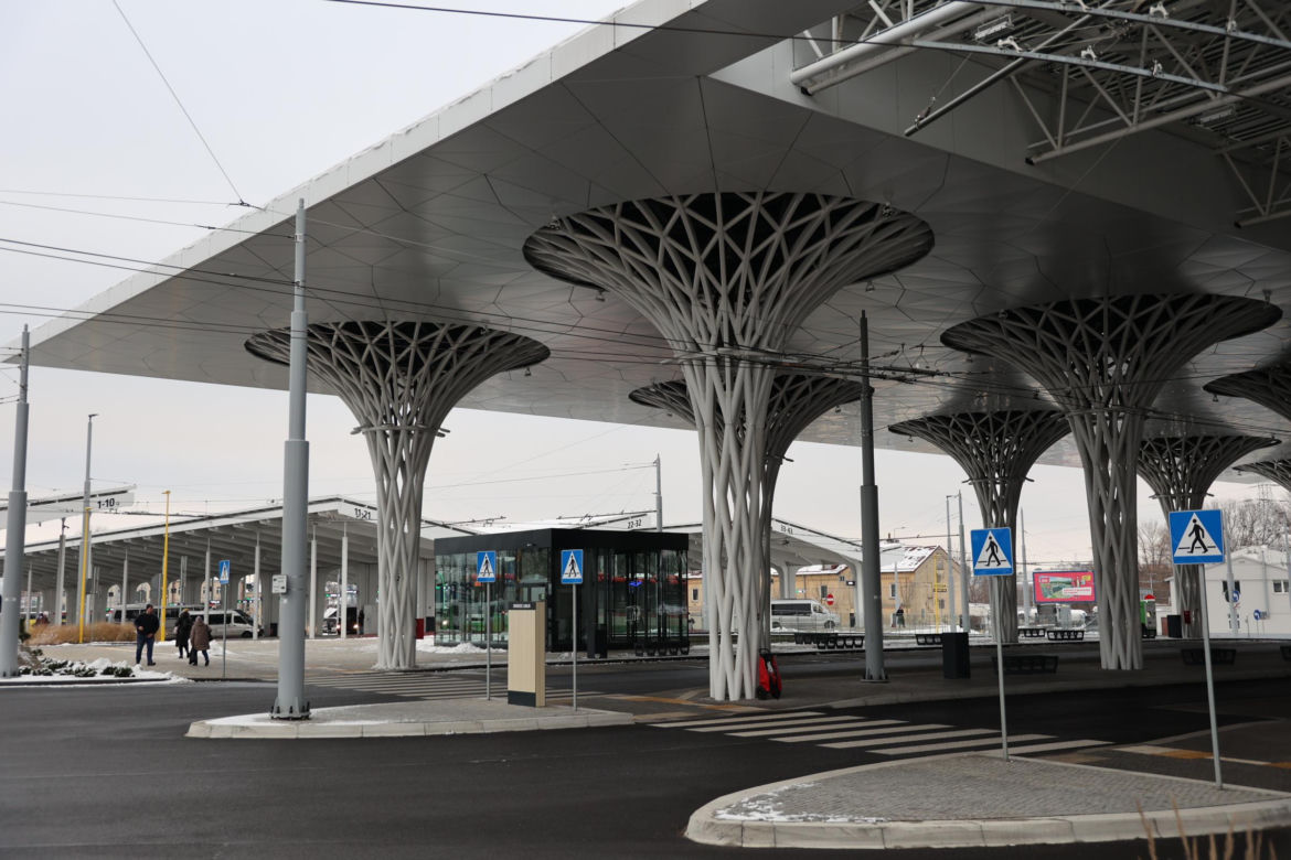 Dworzec metropolitalny w Lublinie obchodzi pierwsze urodziny