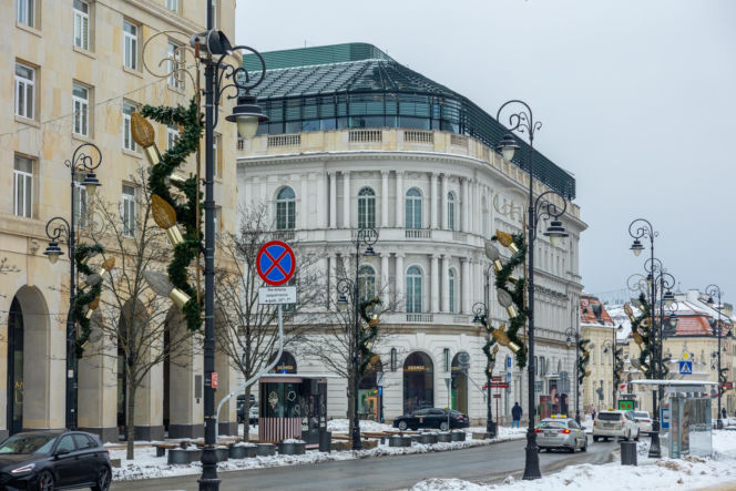 Hotel Europejski działa obecnie pod nazwą Raffles Europejski Warsaw