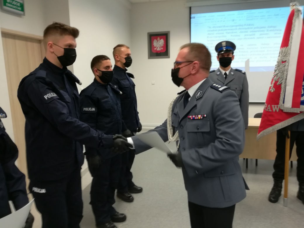 Toruń ma nowych policjantów. Za nami uroczyste ślubowanie 