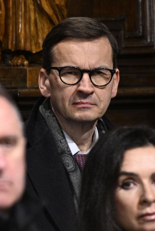 Msza za ofiary Smoleńska w Archikatedrze. Obecni Nawrocki i Kaczyńska