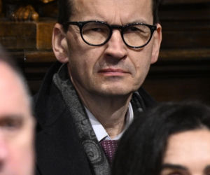 Msza za ofiary Smoleńska w Archikatedrze. Obecni Nawrocki i Kaczyńska