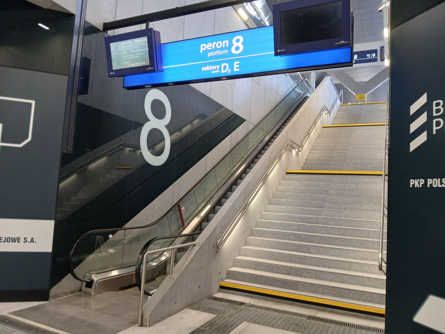 Dworzec kolejowy Warszawa Zachodnia po otwarciu