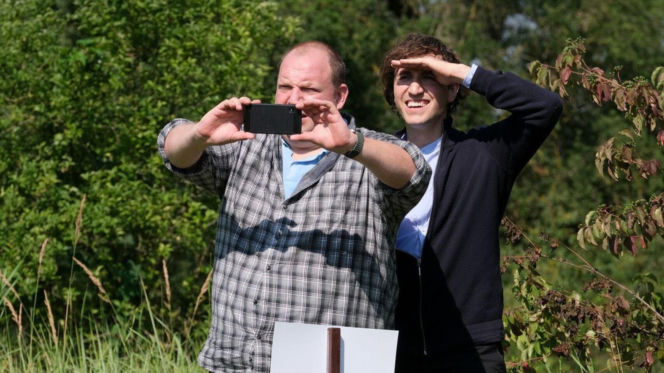 M jak miłość odc. 1894. Tadeusz (Bartłomiej Nowosielski), ksiądz Grzegorz (Paweł Janyst)