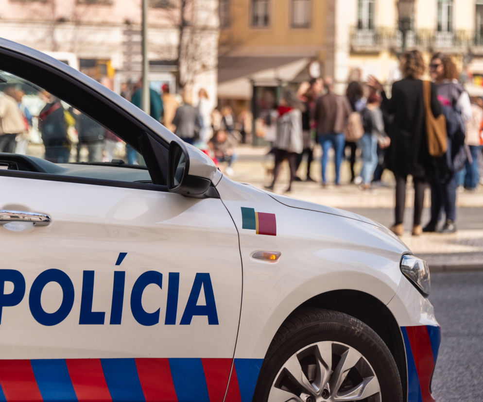Uprawiali dziki seks. Dostali po oczach gazem pieprzowym