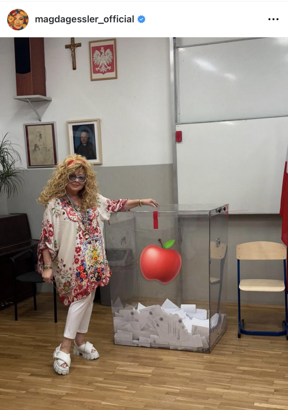 Magda Gessler w luksusowych sandałach ukrywa haluksy
