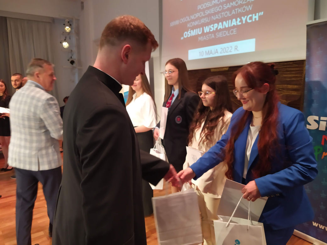 Laureaci i wyróżnieni w konkursie "Ośmiu Wspaniałych" w Siedlcach w 2022 roku - fotorelacja