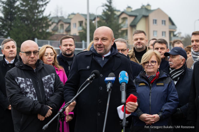 Długo wyczekiwana droga otwarta tuż przed świętami.