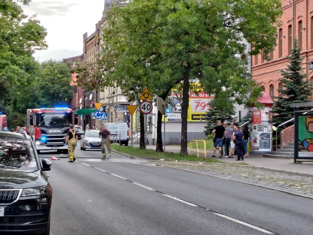 47-latek zadźgał nożem przypadkowego człowieka na ulicy. Horror w Chorzowie