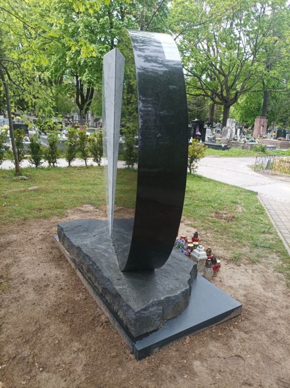 Grób Ewy Demarczyk