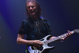 Steve Vai szczerze o graniu utworów King Crimson. Są rzeczy kompletnie poza moim zasięgiem 