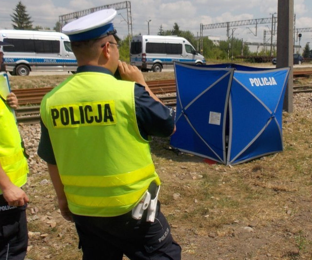 DRAMAT na torach! NIE ŻYJE kobieta potrącona przez pociąg. DUŻE UTRUDNIENIA