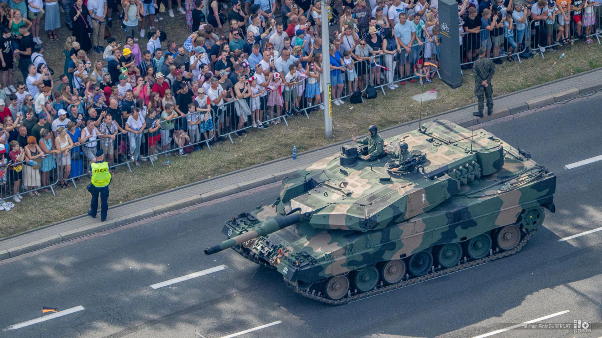 Święto Wojska Polskiego 2026: Wielka defilada w Warszawie i parada morska w Gdyni. Tysiące żołnierzy i ten sprzęt wojskowy zaskoczą Polaków