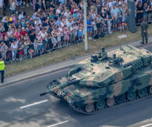 Święto Wojska Polskiego 2026: Wielka defilada w Warszawie i parada morska w Gdyni. Tysiące żołnierzy i ten sprzęt wojskowy zaskoczą Polaków