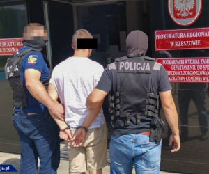 Rzeszów: Wyłudzali leasing na luksusowe auta i sprzedawali je na Ukrainie. Straty wniosły 4mln zł