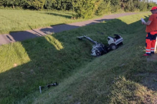 Tragedia na DK9 w Ostrowcu Świętokrzyskim. W zderzeniu aut zginął 70-letni kierowca