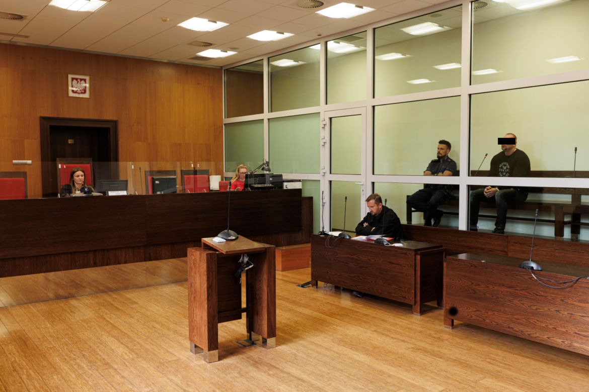 Oszustwo przy sprzedaży luksusowych samochodów