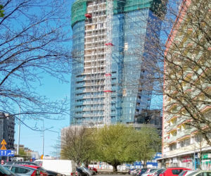 Budowa Hanza Tower - kwiecień 2020