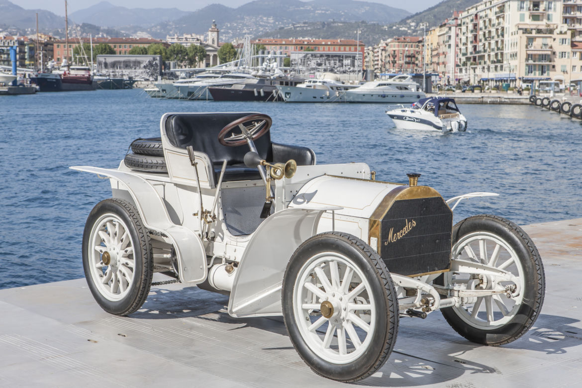 Nazwa Mercedes obchodzi 120 lat