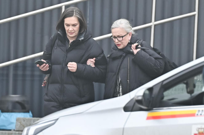 Krystyna Janda kurzy w aucie