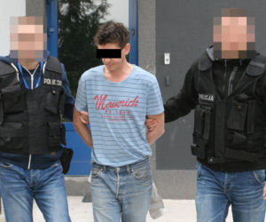 BABCIA NIE DAŁA SIĘ WNUCZKOWI.