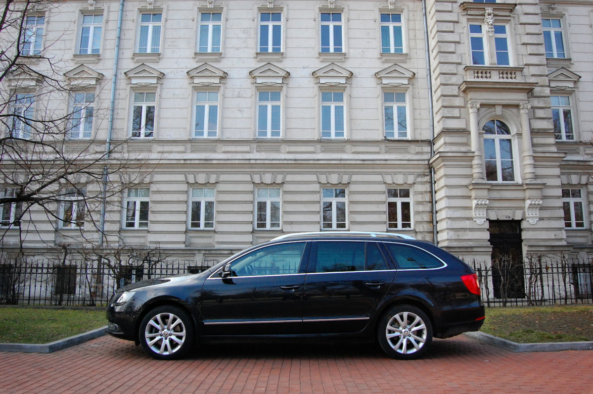 Skoda Superb Combi
