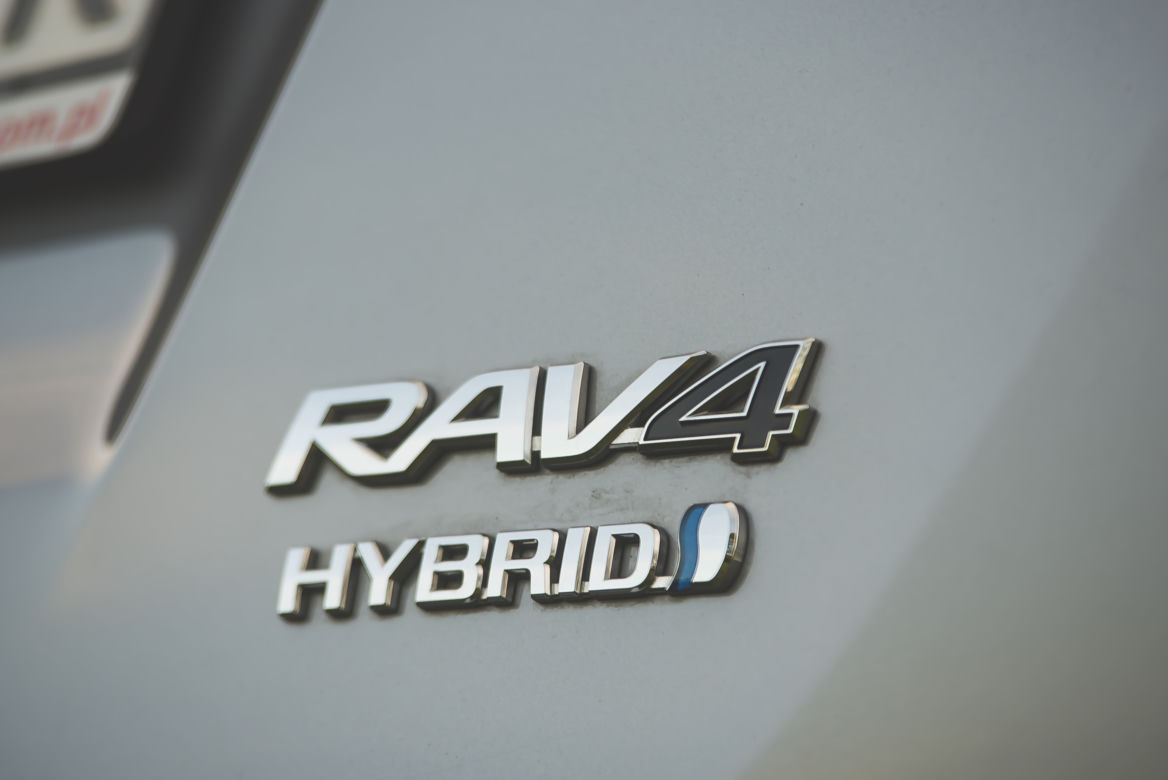 Toyota RAV4 Hybrid czwarta generacja