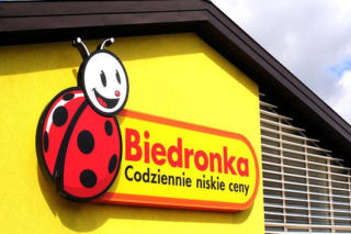 Biedronka – żeberka za 1 zł, pstrąg za 2 zł! Promocja tygodnia