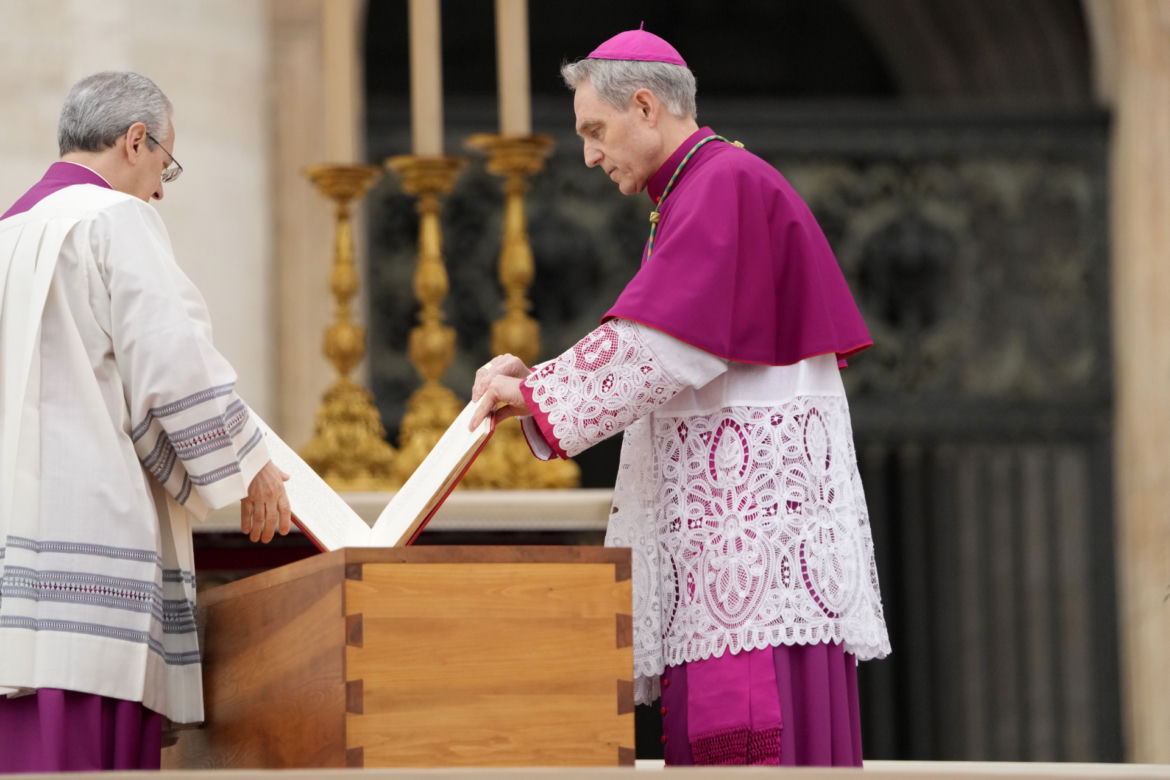 Pogrzeb papieża emeryta Benedykta XVI