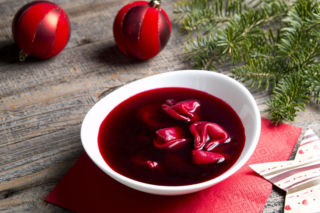 Najlepszy barszcz wigilijny z uszkami – klasyka świąt w perfekcyjnym wydaniu